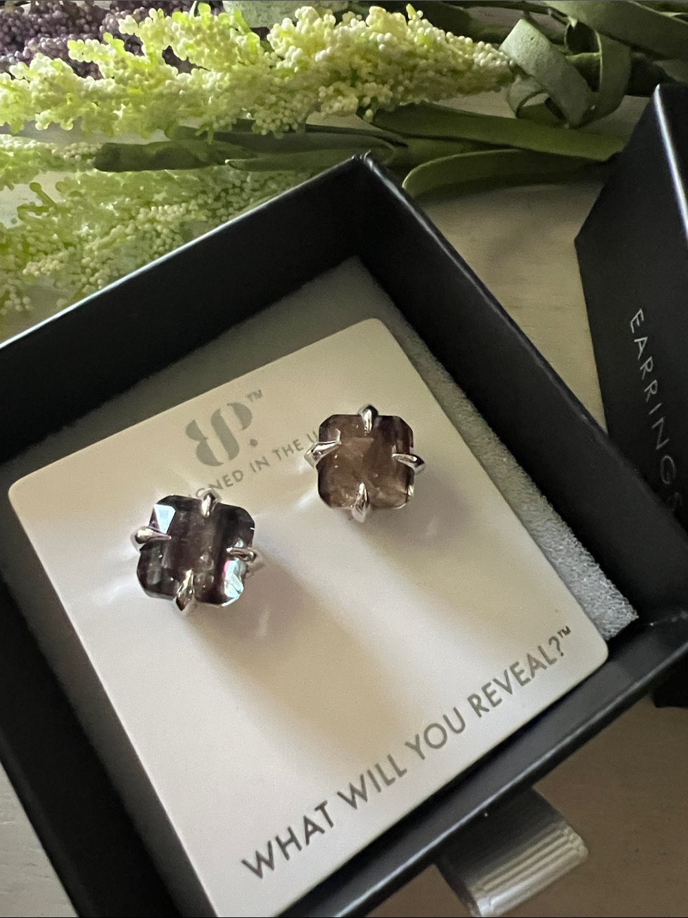 Bomb Party Obsidia “the fractra studs” earrings